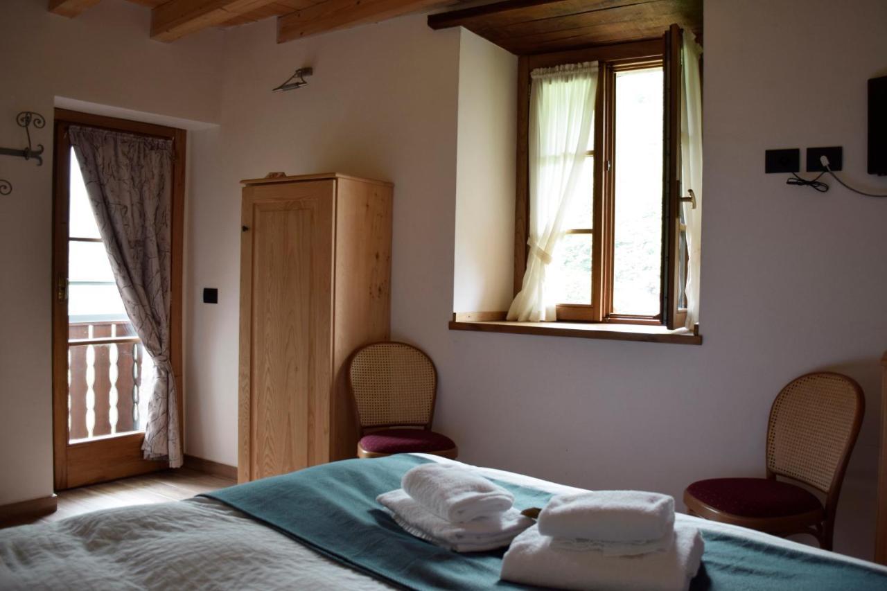 La Tana Del Tasso Rooms&Breakfast Camerata Cornello Εξωτερικό φωτογραφία