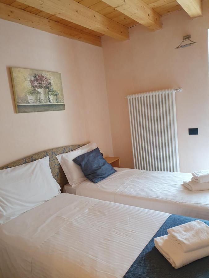 La Tana Del Tasso Rooms&Breakfast Camerata Cornello Εξωτερικό φωτογραφία