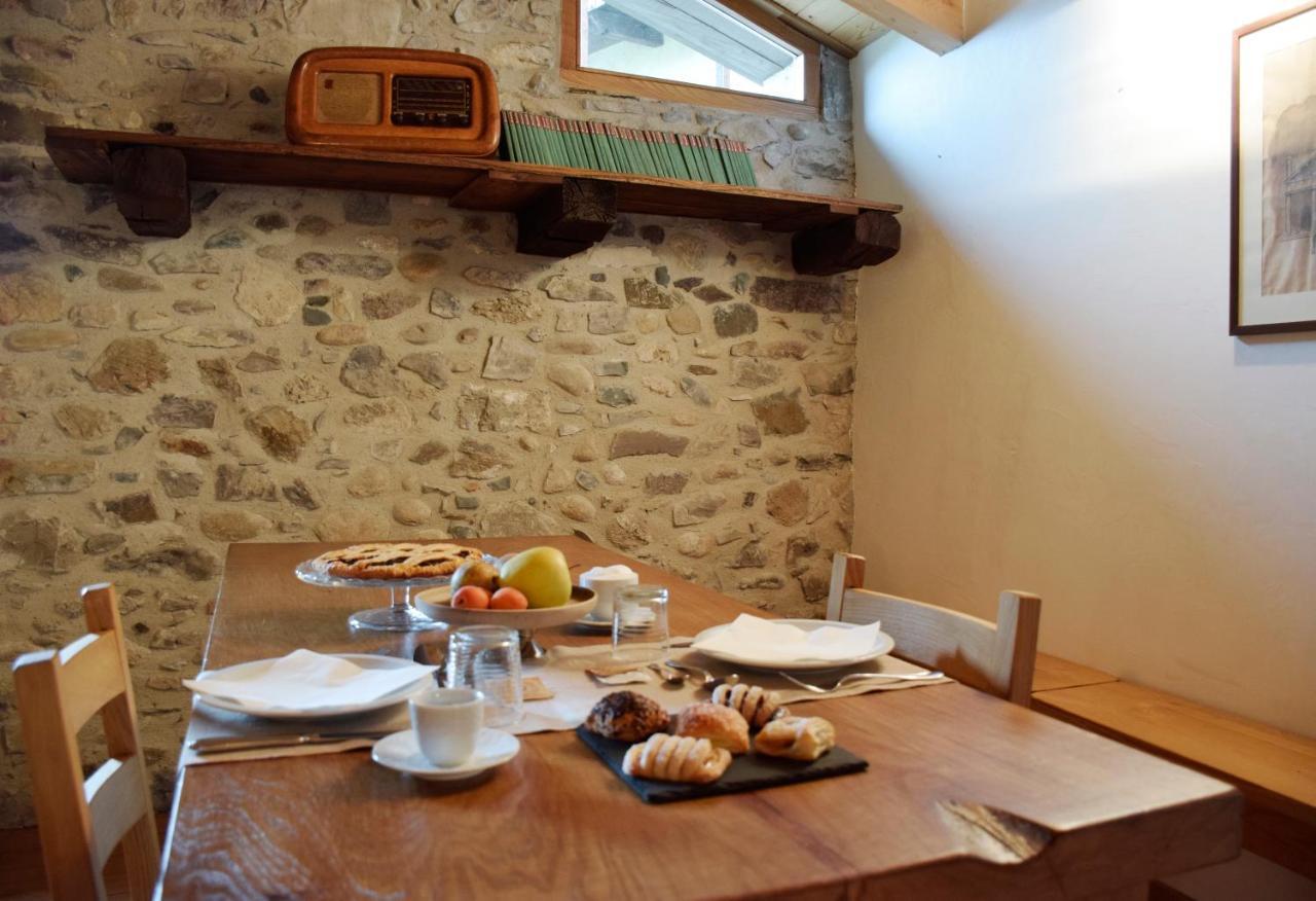 La Tana Del Tasso Rooms&Breakfast Camerata Cornello Εξωτερικό φωτογραφία