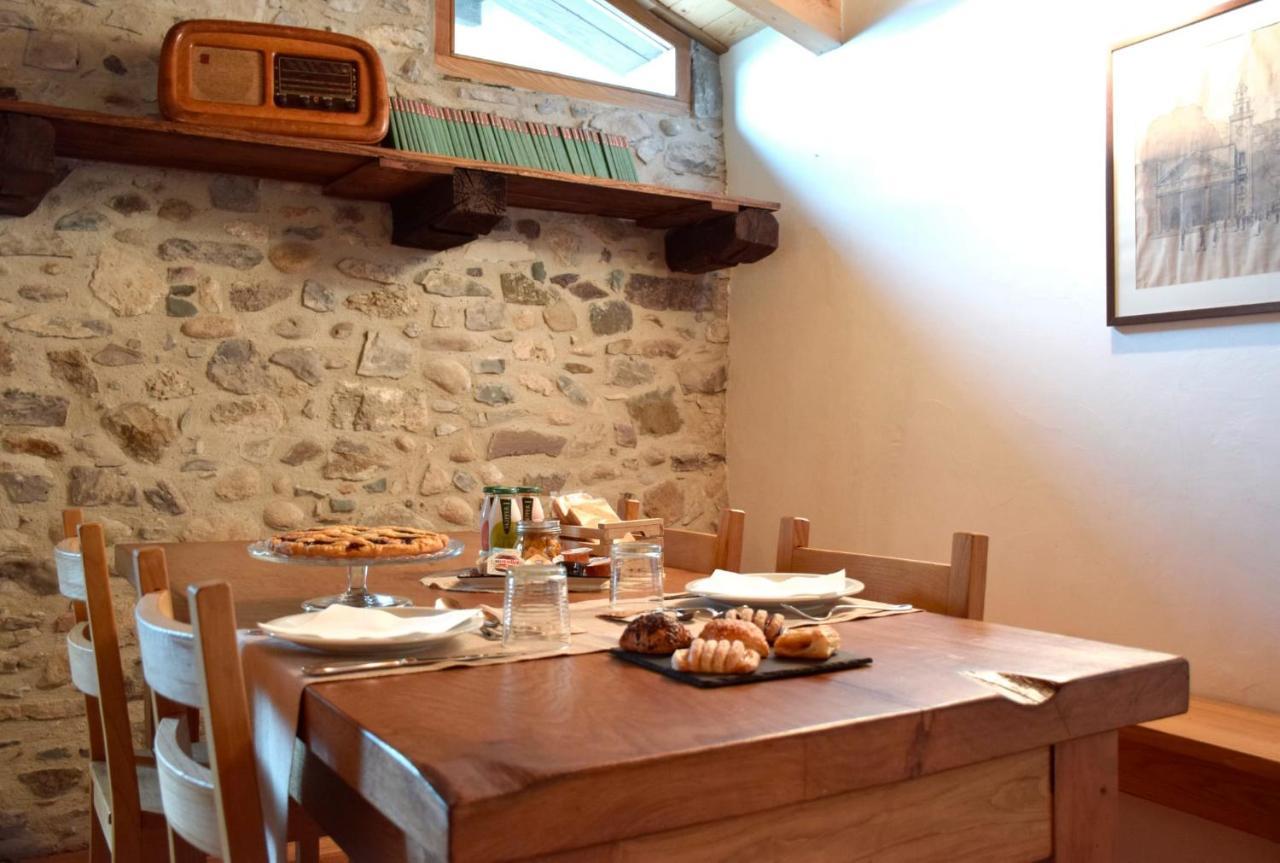 La Tana Del Tasso Rooms&Breakfast Camerata Cornello Εξωτερικό φωτογραφία