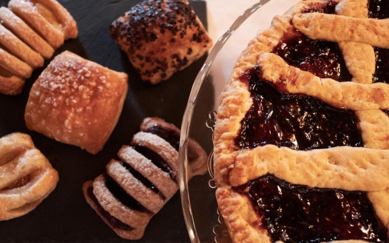 La Tana Del Tasso Rooms&Breakfast Camerata Cornello Εξωτερικό φωτογραφία