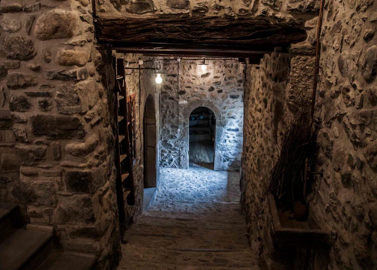 La Tana Del Tasso Rooms&Breakfast Camerata Cornello Εξωτερικό φωτογραφία