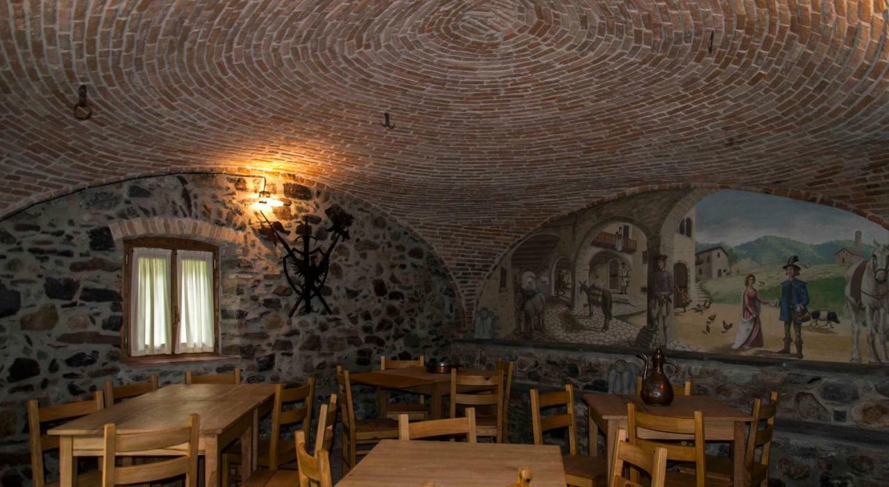 La Tana Del Tasso Rooms&Breakfast Camerata Cornello Εξωτερικό φωτογραφία