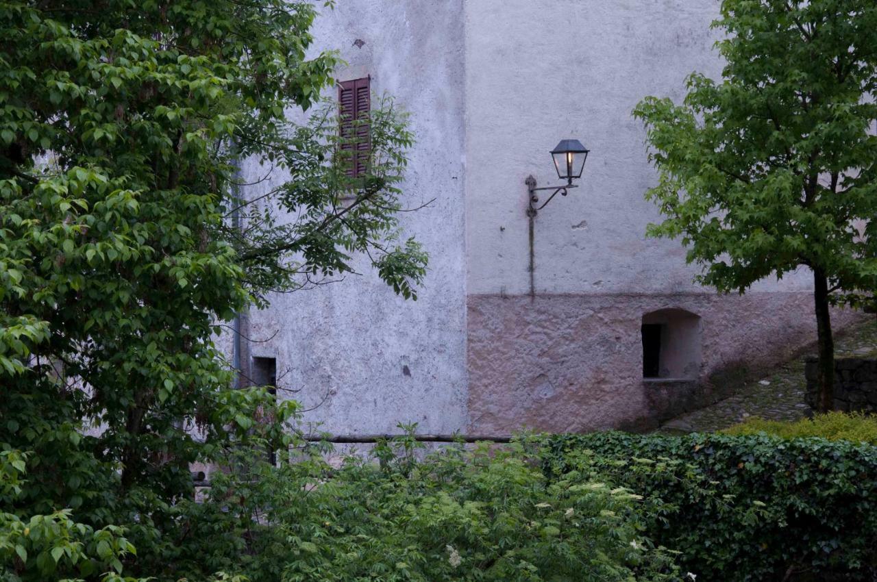 La Tana Del Tasso Rooms&Breakfast Camerata Cornello Εξωτερικό φωτογραφία