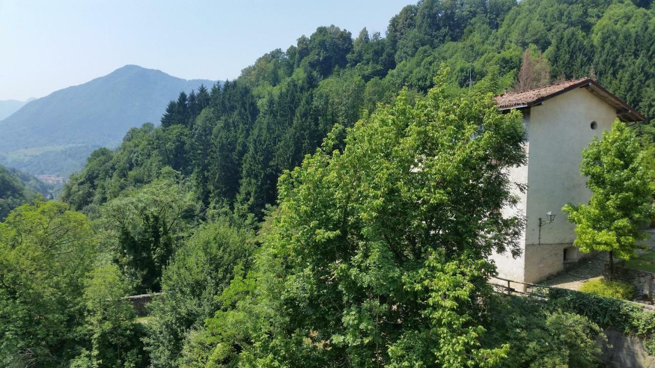 La Tana Del Tasso Rooms&Breakfast Camerata Cornello Εξωτερικό φωτογραφία